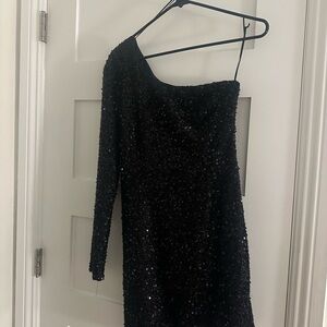 Elegant Black One-Shoulder Dress